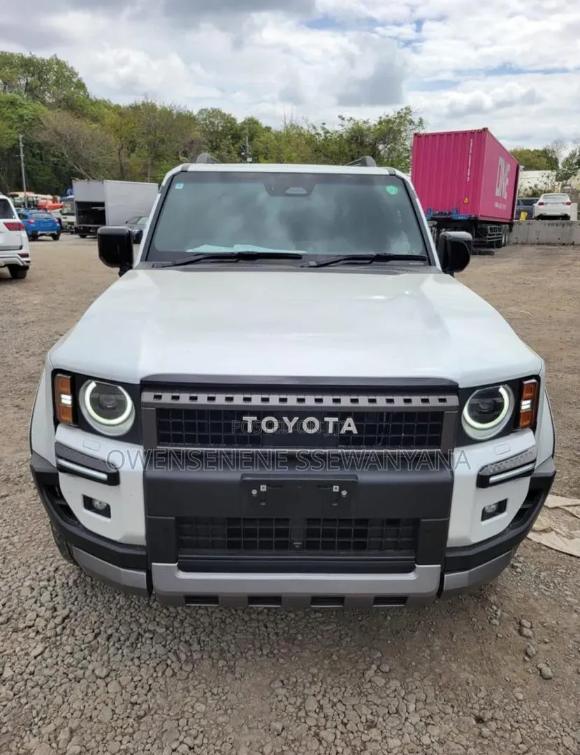 New Toyota Land Cruiser Prado 2025 White