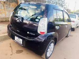 Toyota Passo 1.0 AWD 2012 Black