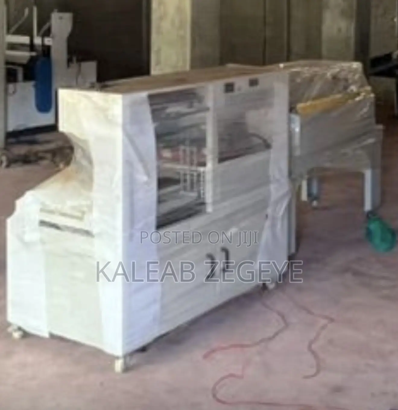 Packaging and Shrinking Machine