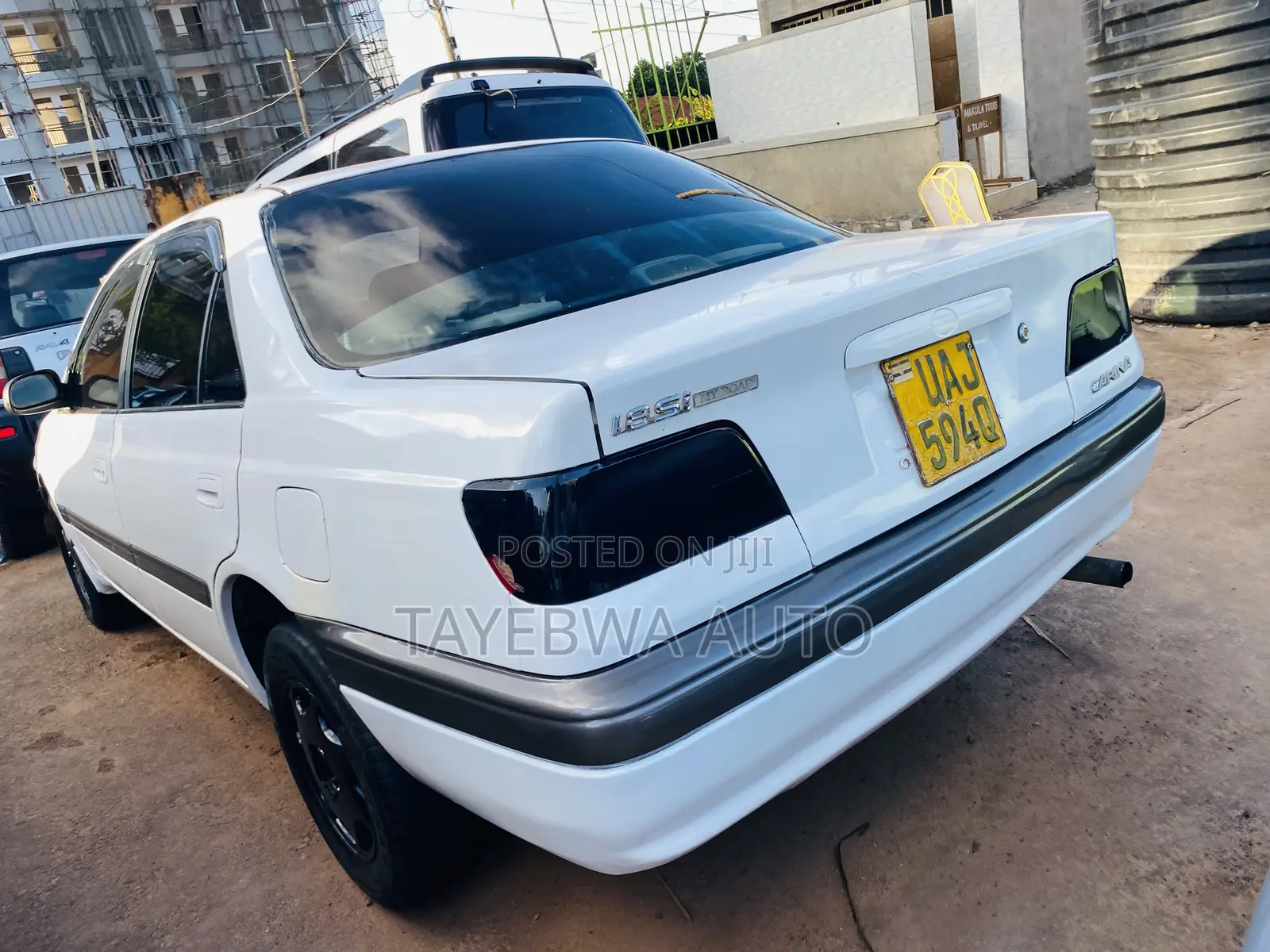 Toyota Carina 1.5 FWD Sedan 2001 White