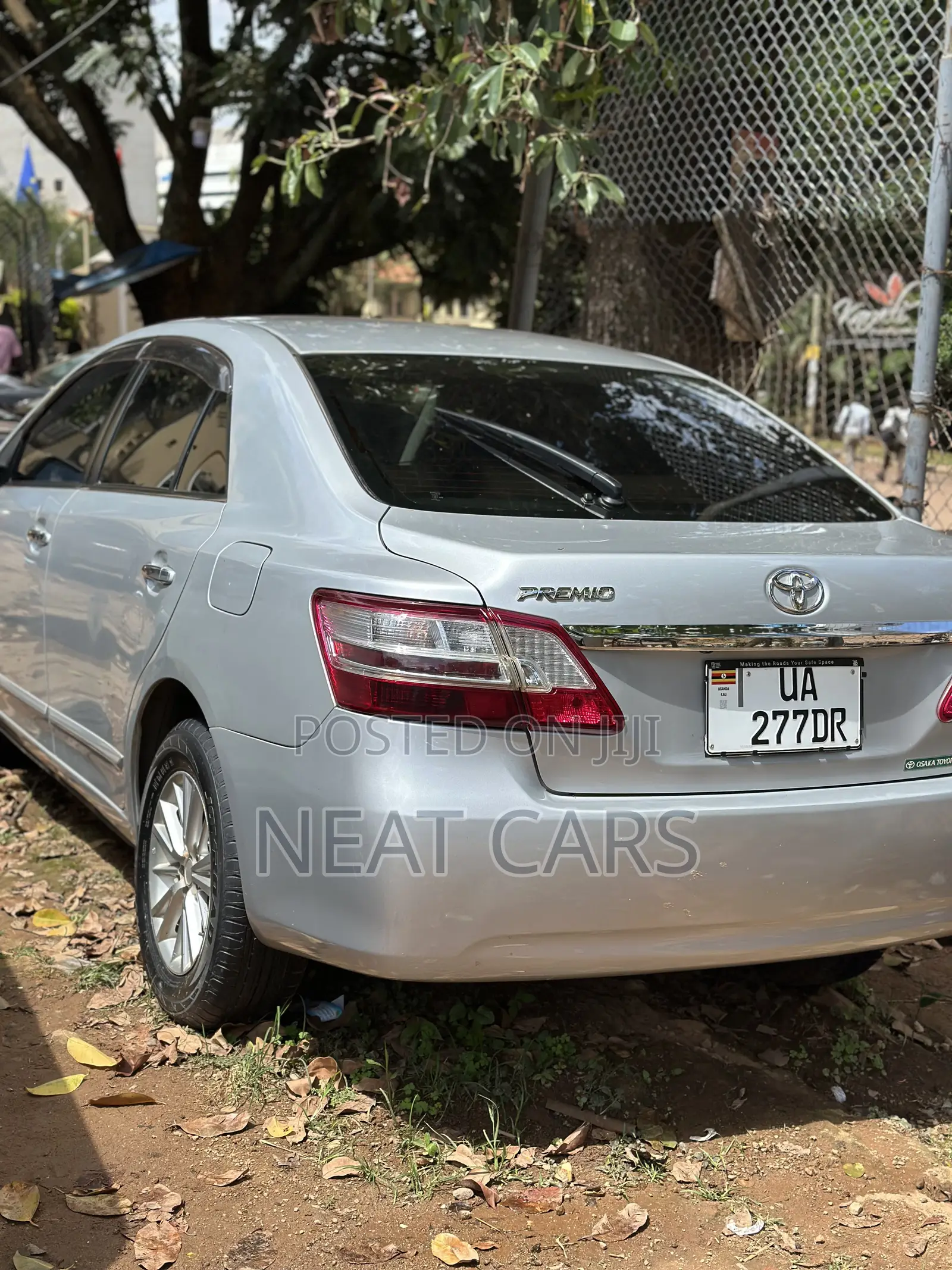 Toyota Premio 1.8 AWD 2010 Silver