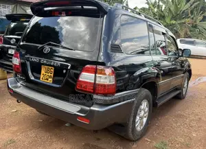 Toyota Land Cruiser 3.0 D-4D C 2006 Black