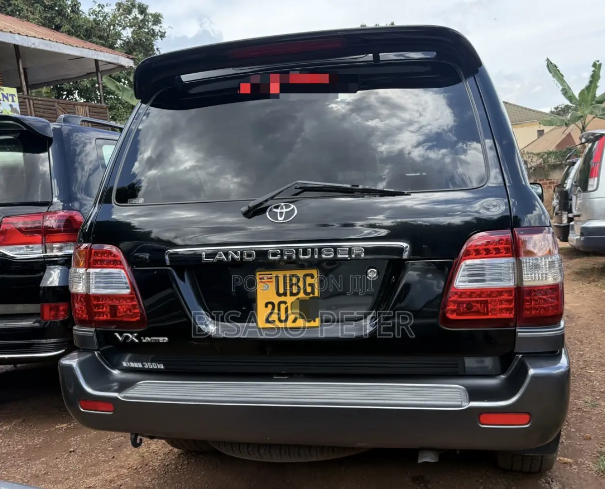 Toyota Land Cruiser 3.0 D-4D C 2006 Black
