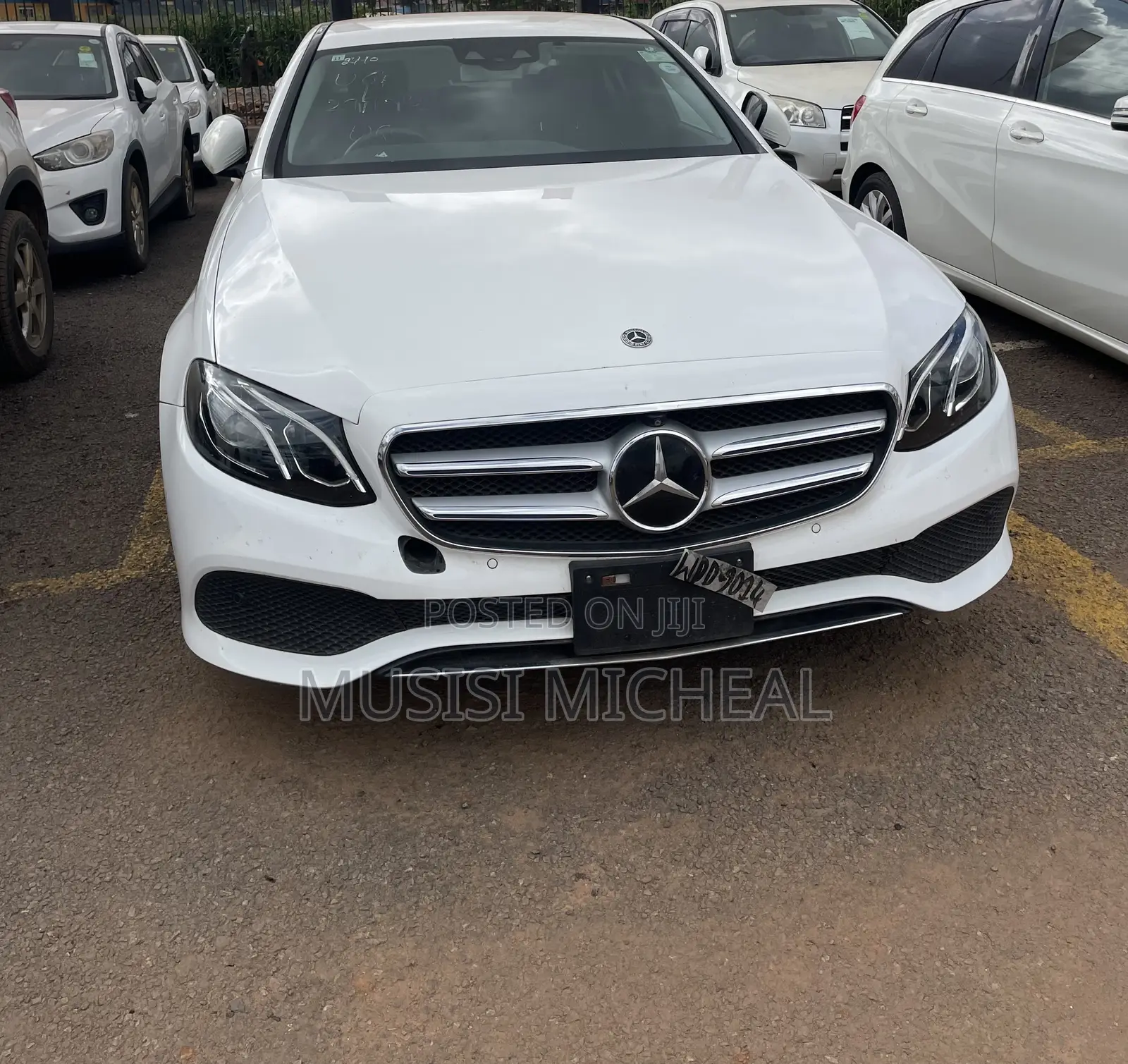 Mercedes-Benz E220 2017 White