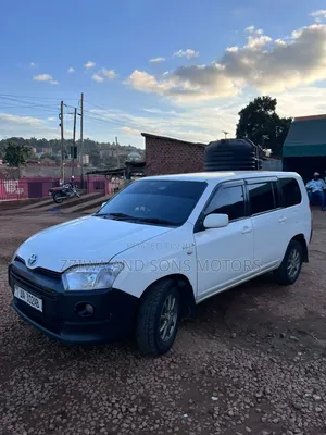 Toyota Probox 1.5 Hybrid DX Comfort 2019 White