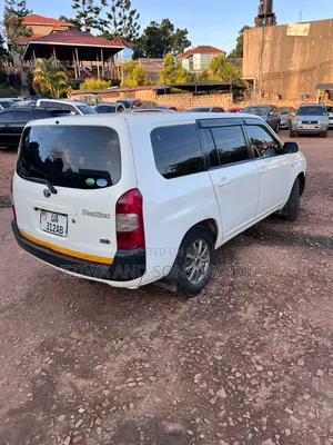 Toyota Probox 1.5 Hybrid DX Comfort 2019 White