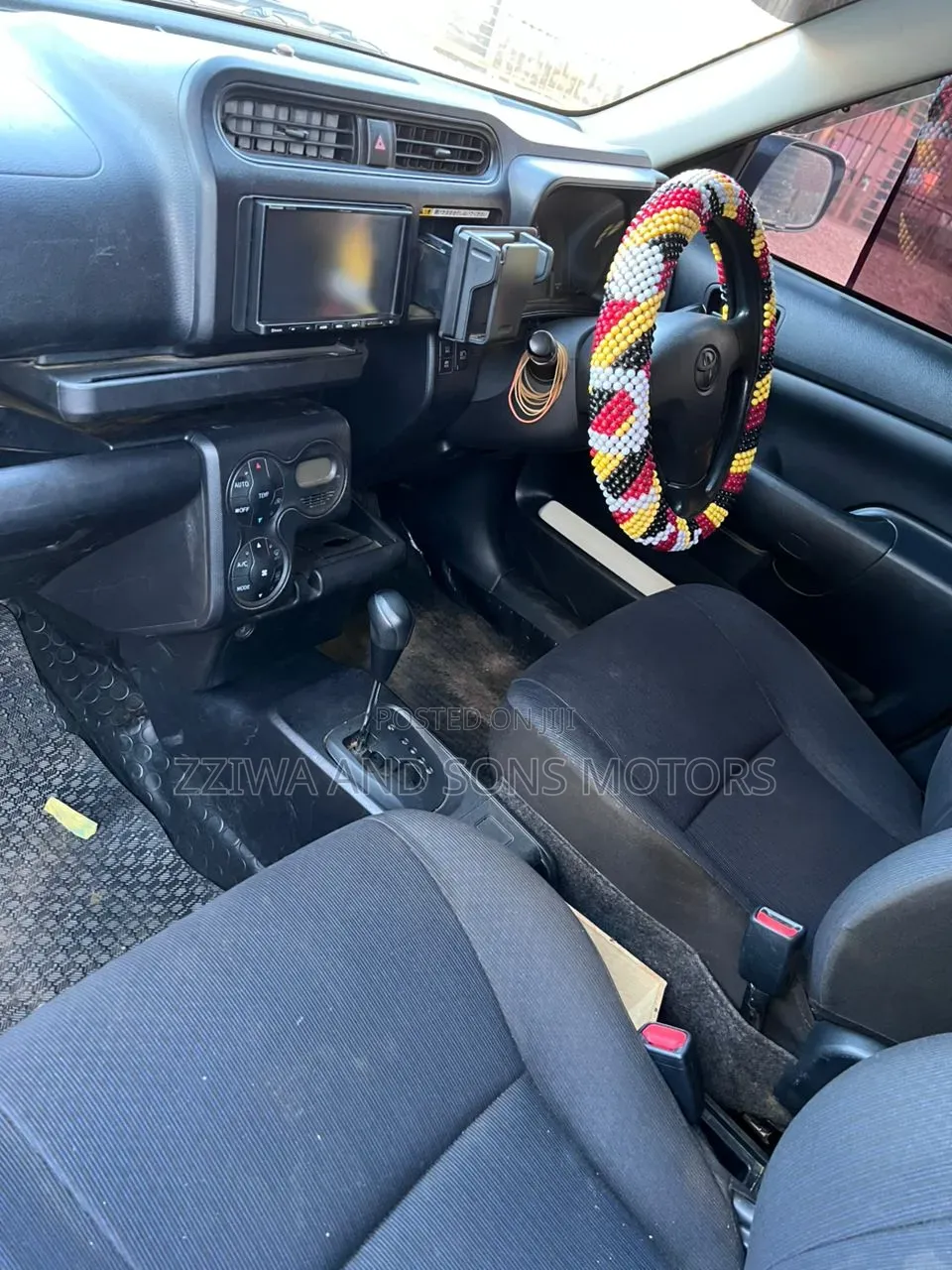 Toyota Probox 1.5 Hybrid DX Comfort 2019 White