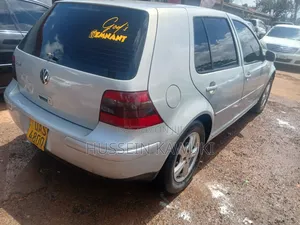Volkswagen Golf 2004 Silver
