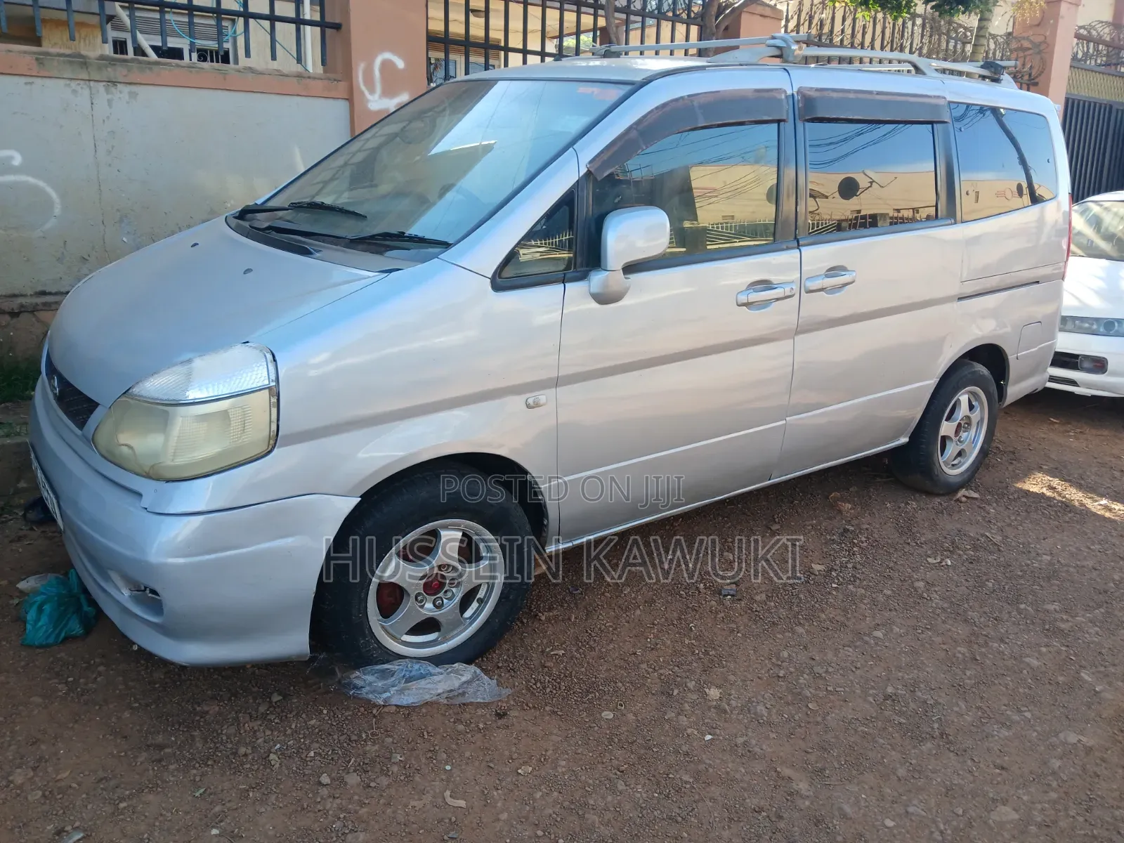 Nissan Serena 2004 Silver