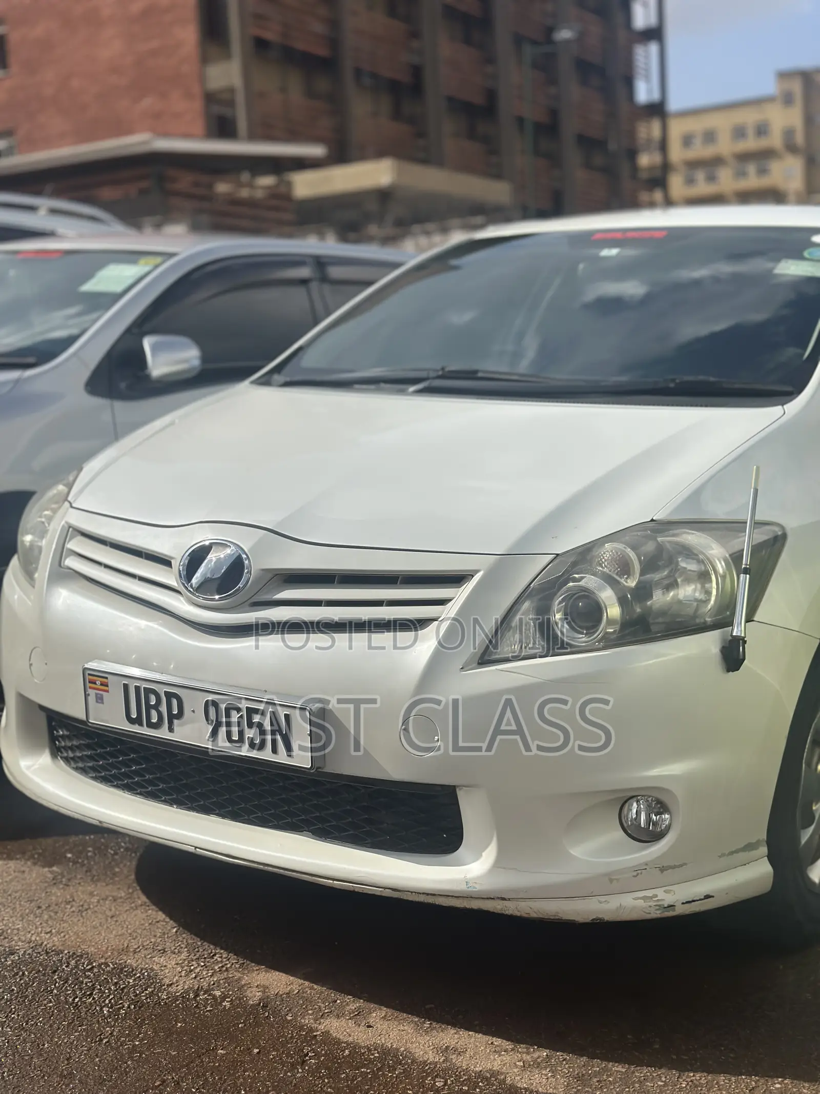 Toyota Auris 2010 White