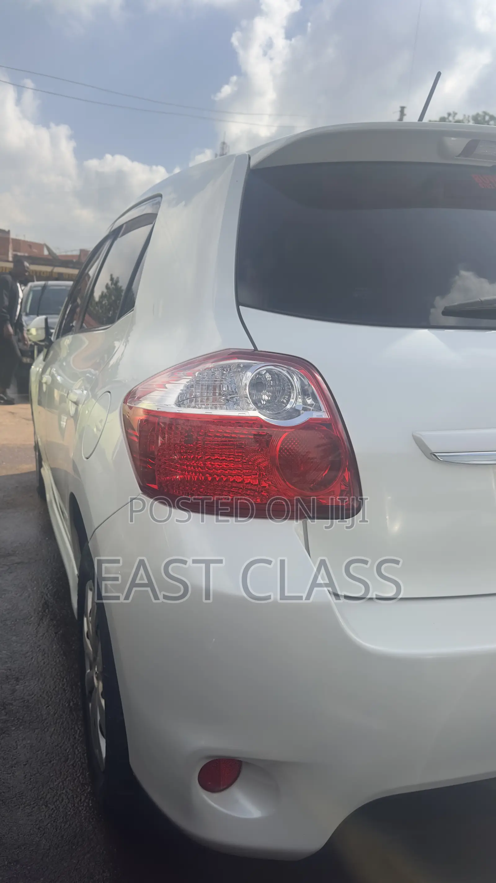 Toyota Auris 2010 White