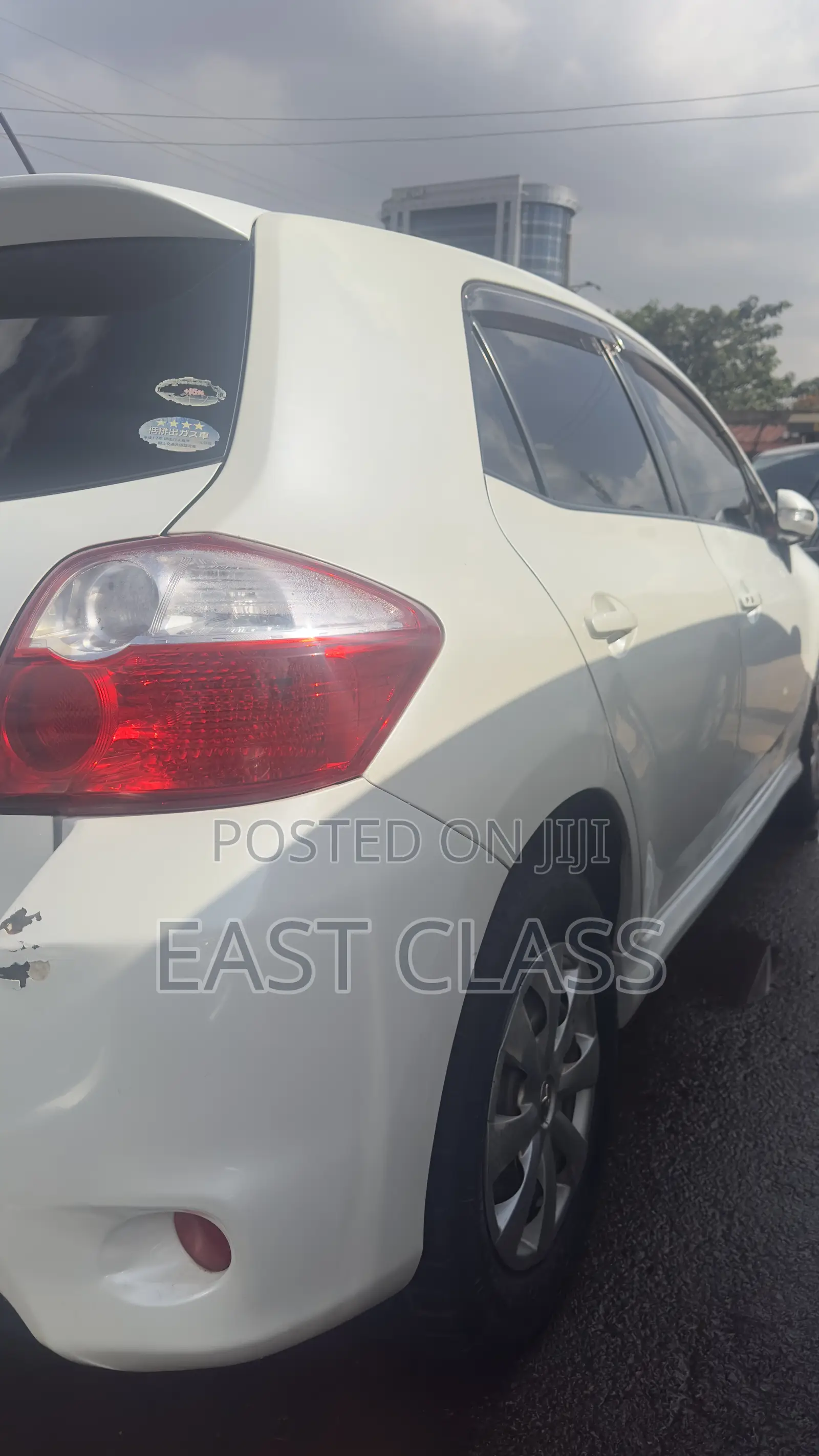 Toyota Auris 2010 White