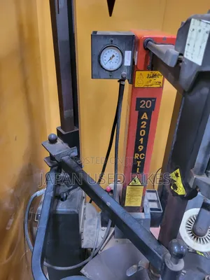Corghi A2019 Tire Changer