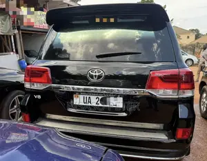 Toyota Land Cruiser 4.5 V8 TD GX-R 2011 Black