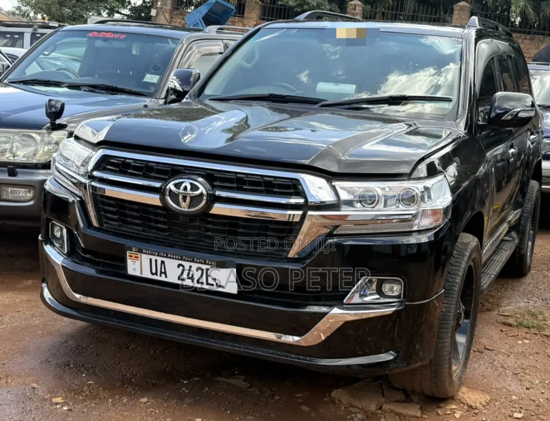 Toyota Land Cruiser 4.5 V8 TD GX-R 2011 Black