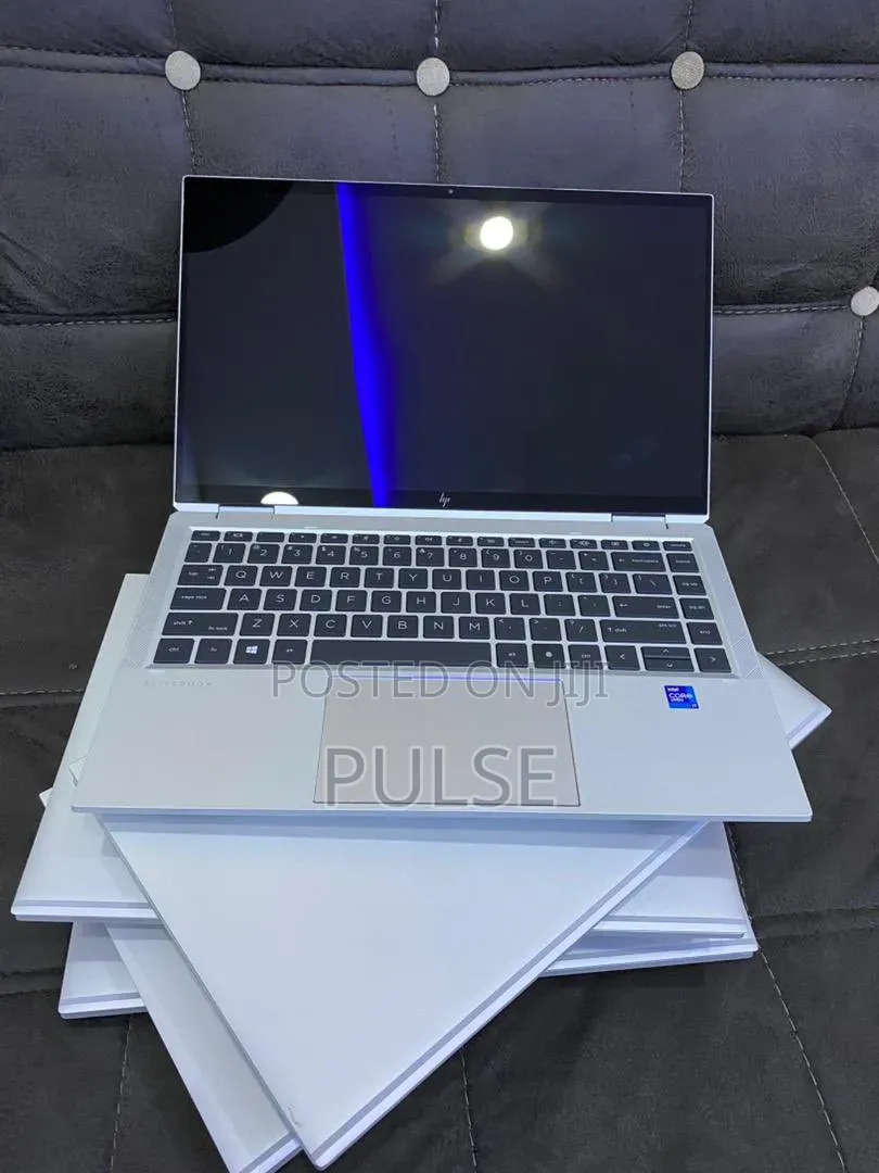 Laptop HP EliteBook 1040 G8 16GB Intel Core i5 SSD 512GB