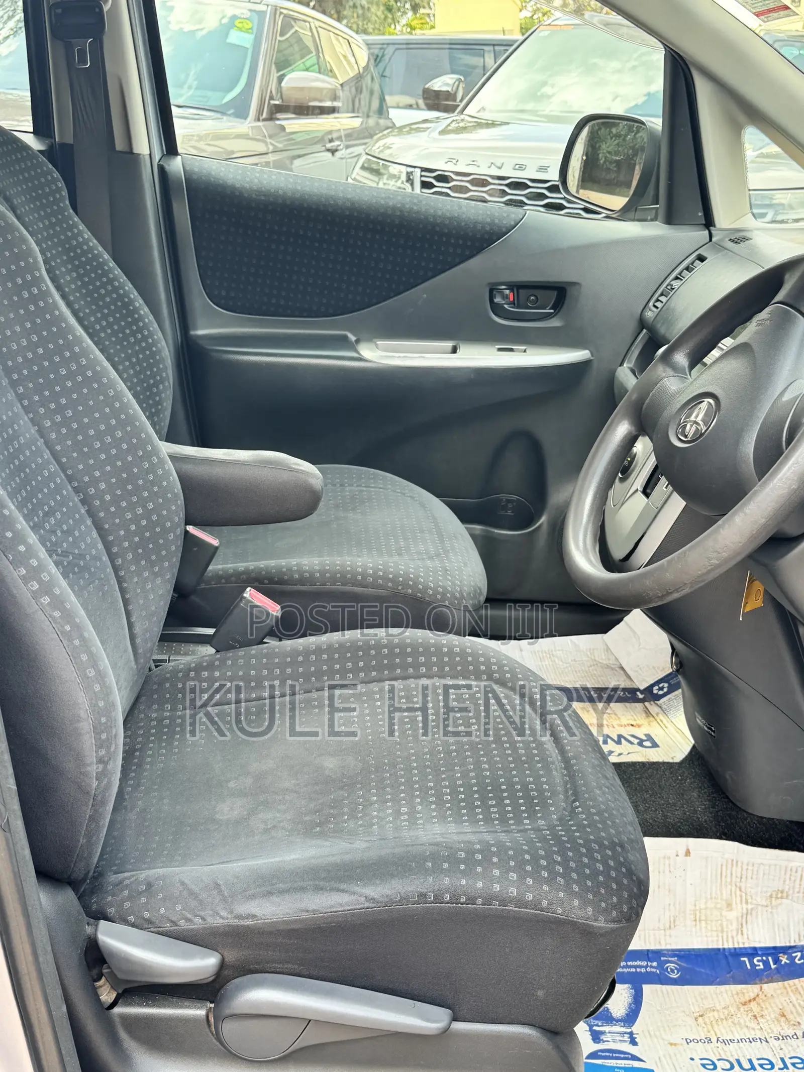 Toyota Ractis 2008 Burgundy