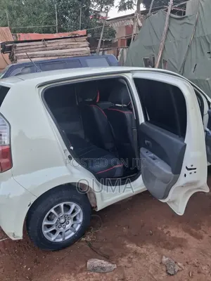 Toyota Passo 1.0 FWD 2009 Pearl