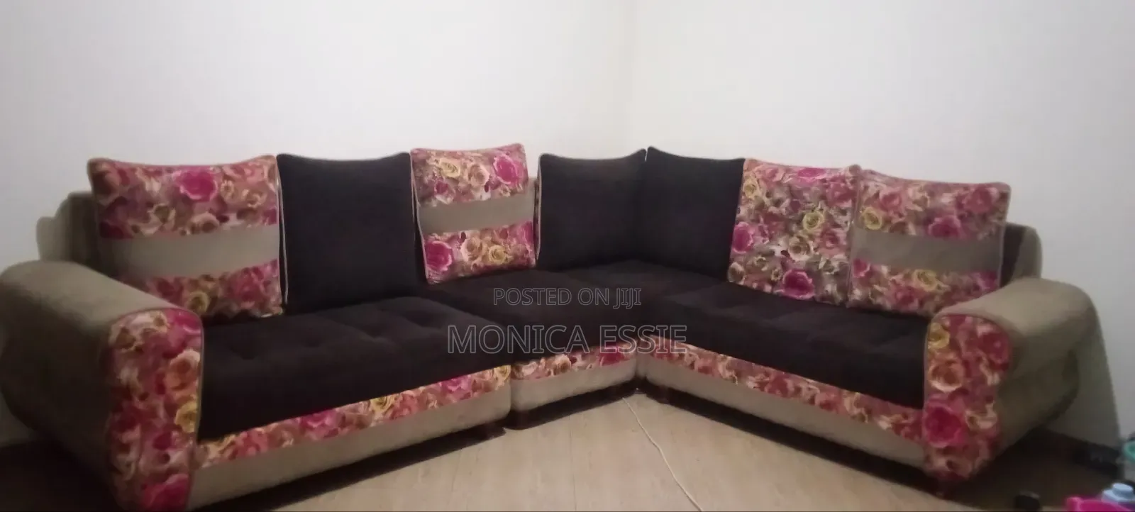 Fancy 6 to 10 Used Sofa Seater