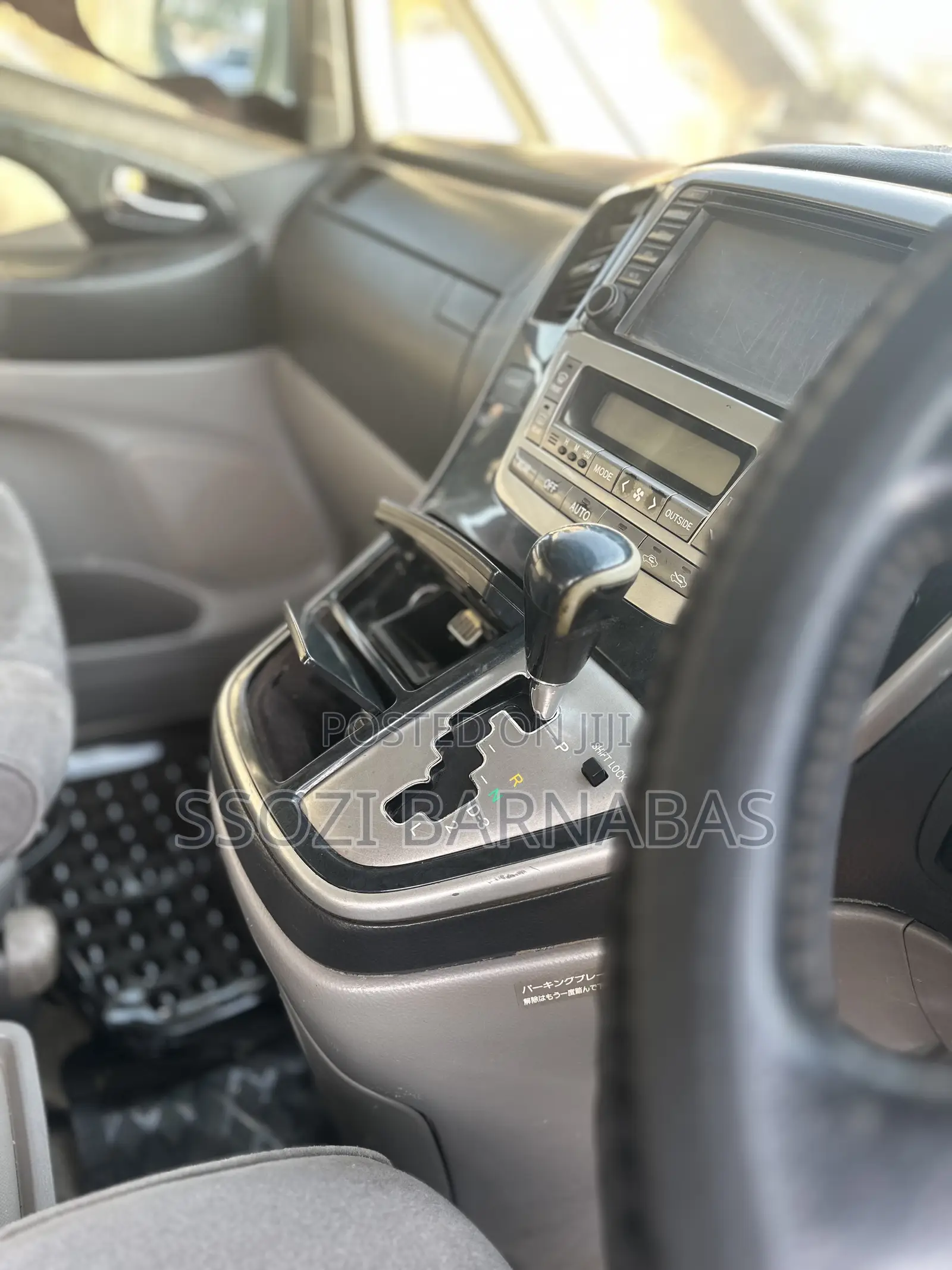 Toyota Alphard 2006 White