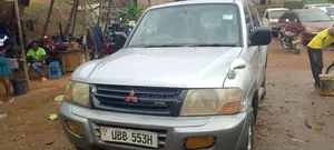 Mitsubishi Pajero 2.0 Pininfarina Automatic 2001 Gray