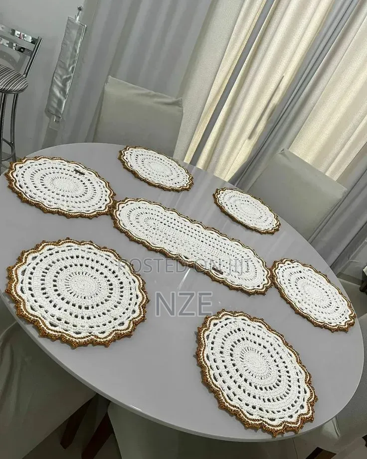 Hand Made Premium Luxurius Crotchet Table Mats