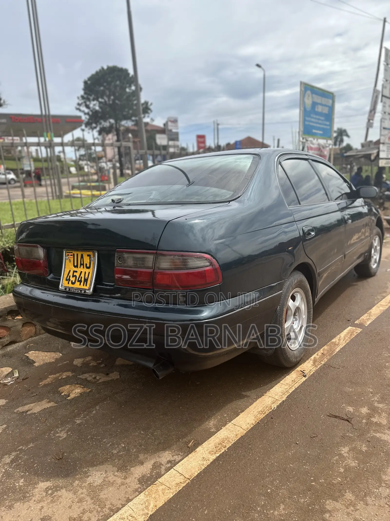 Toyota Corona 1996 Black