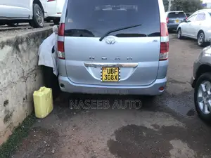 Toyota Noah 2007 Silver