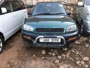 Toyota RAV4 1999 Green