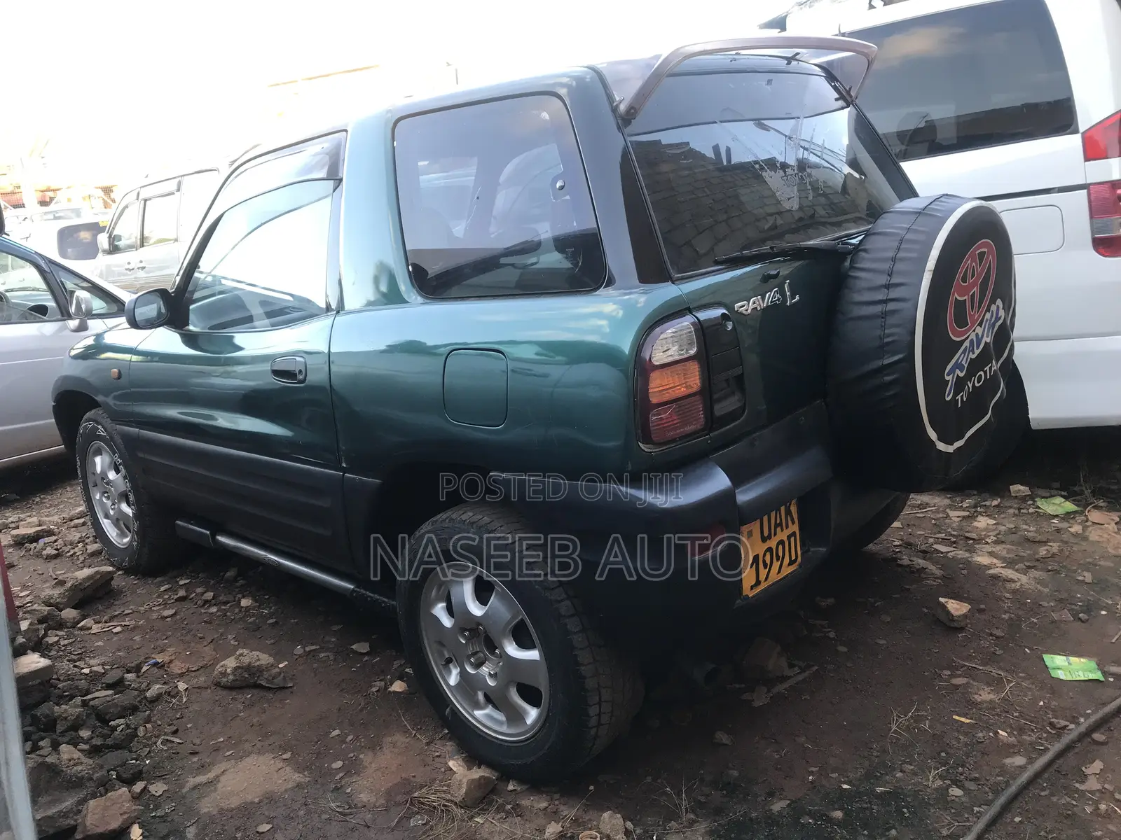 Toyota RAV4 1999 Green