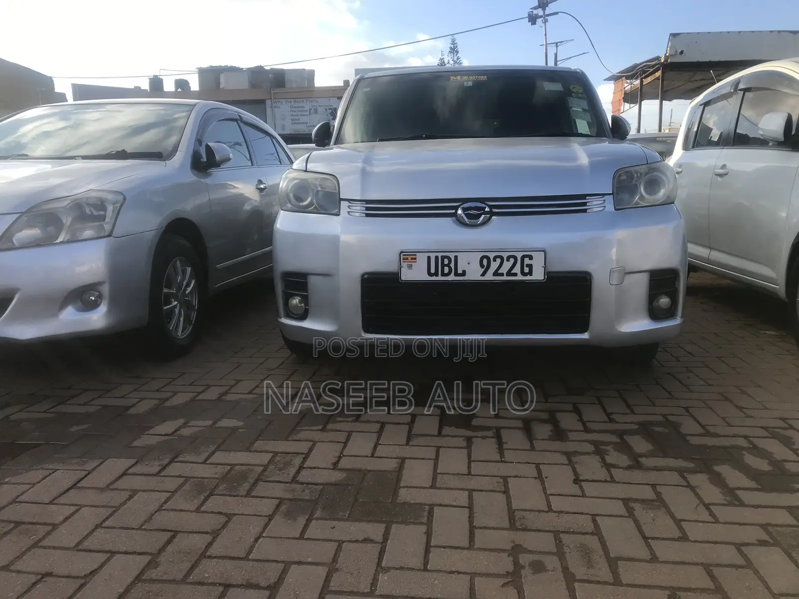 Toyota Corolla Rumion 2012 Silver