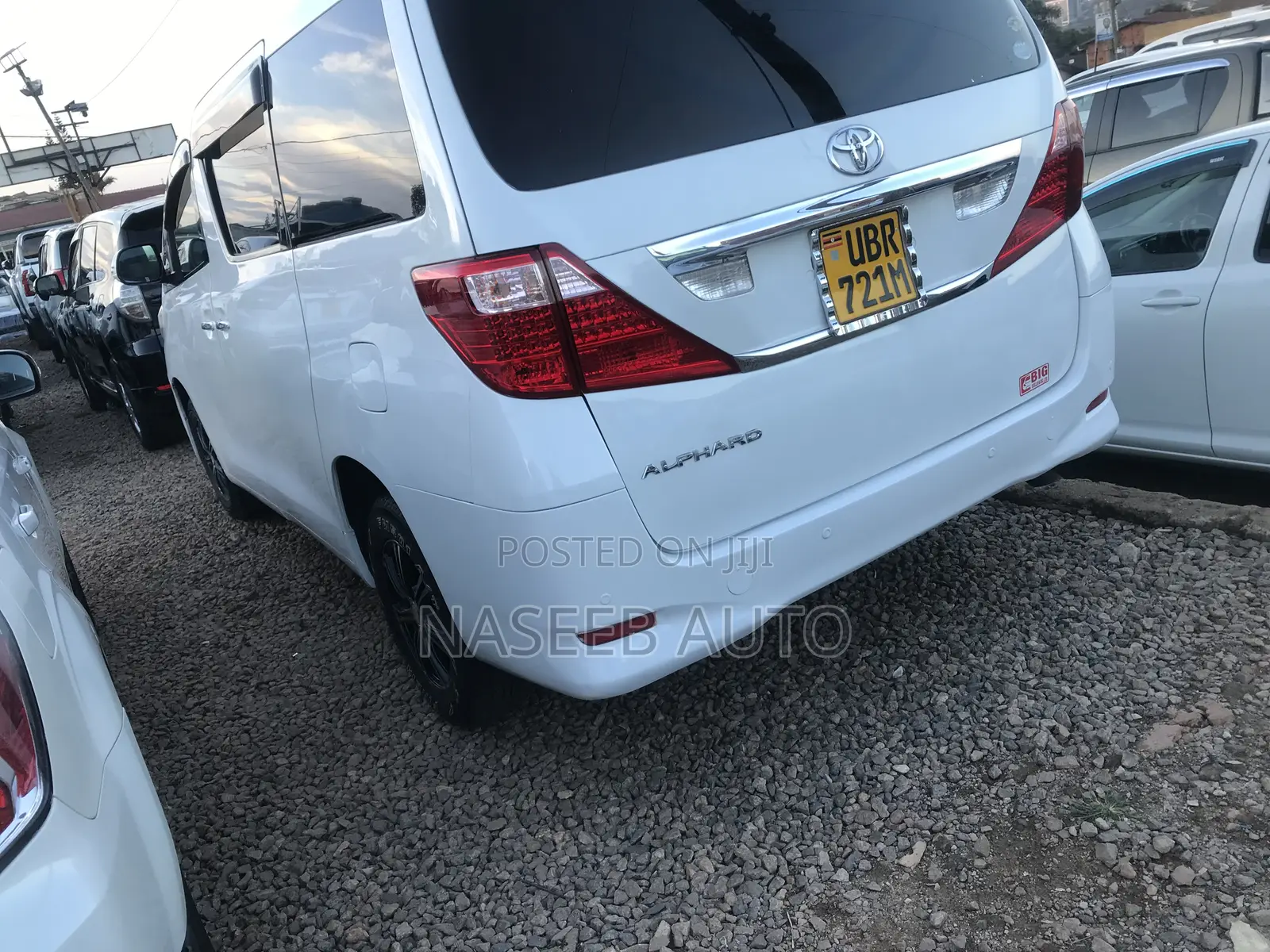 Toyota Alphard 2009 White