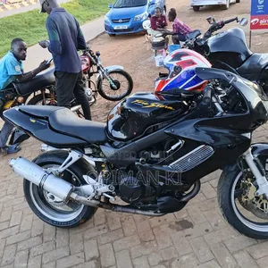 Honda Super Hawk 2002 Black