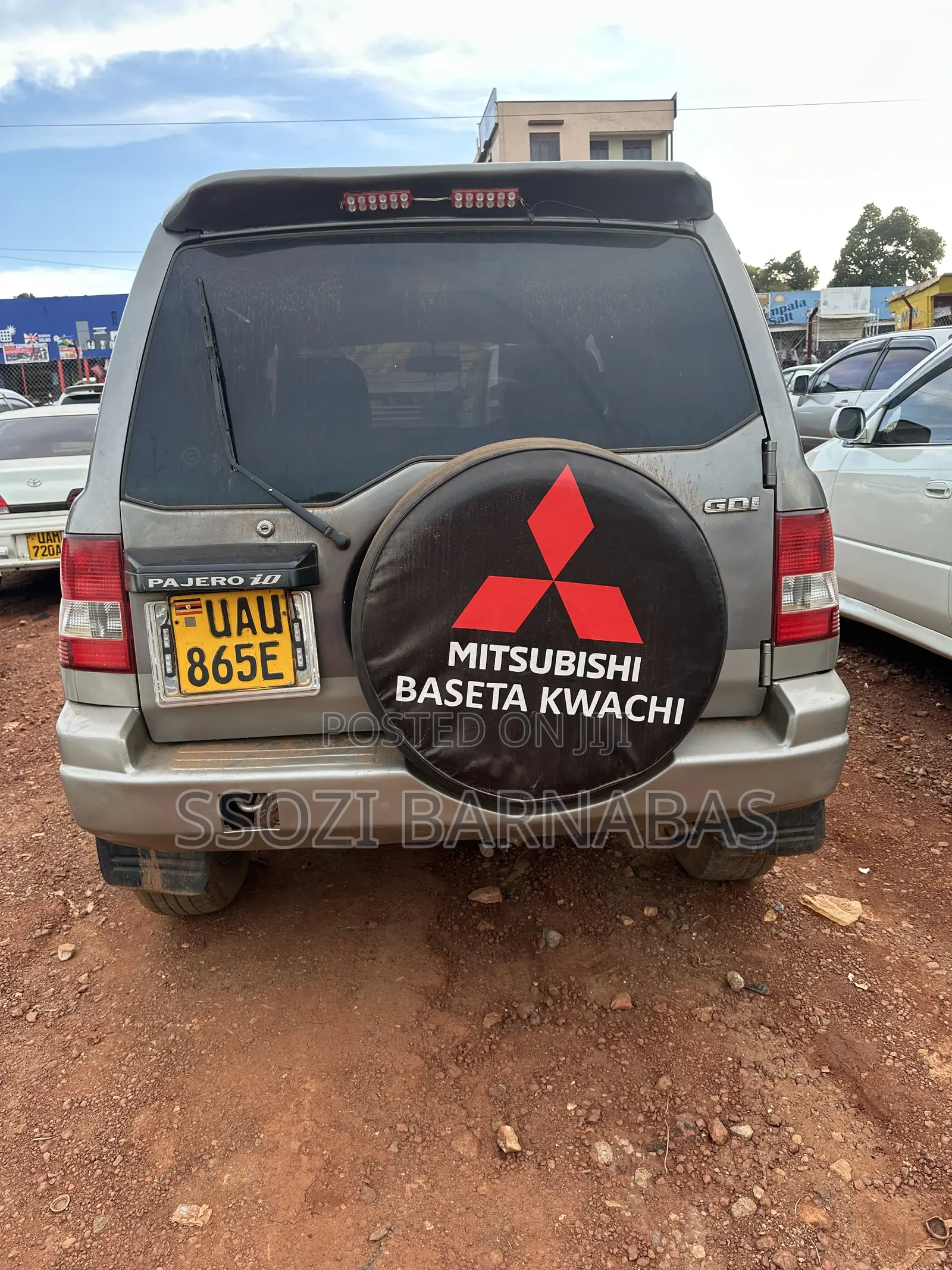 Mitsubishi Pajero Junior 1997 Silver