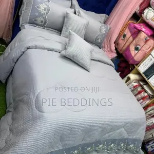 Quality Grey Kingsize Duvet