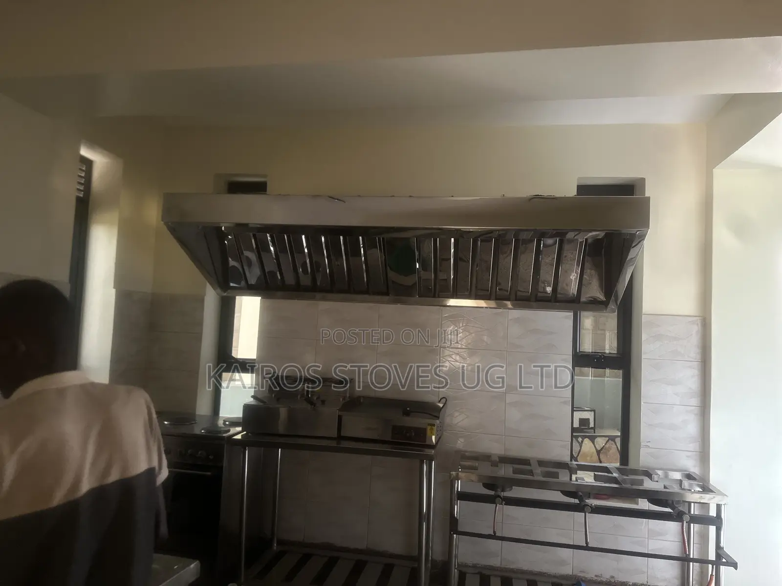 Smoke and Heat Extractor Chimney System