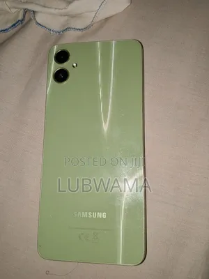 Samsung Galaxy A05 64 GB Green