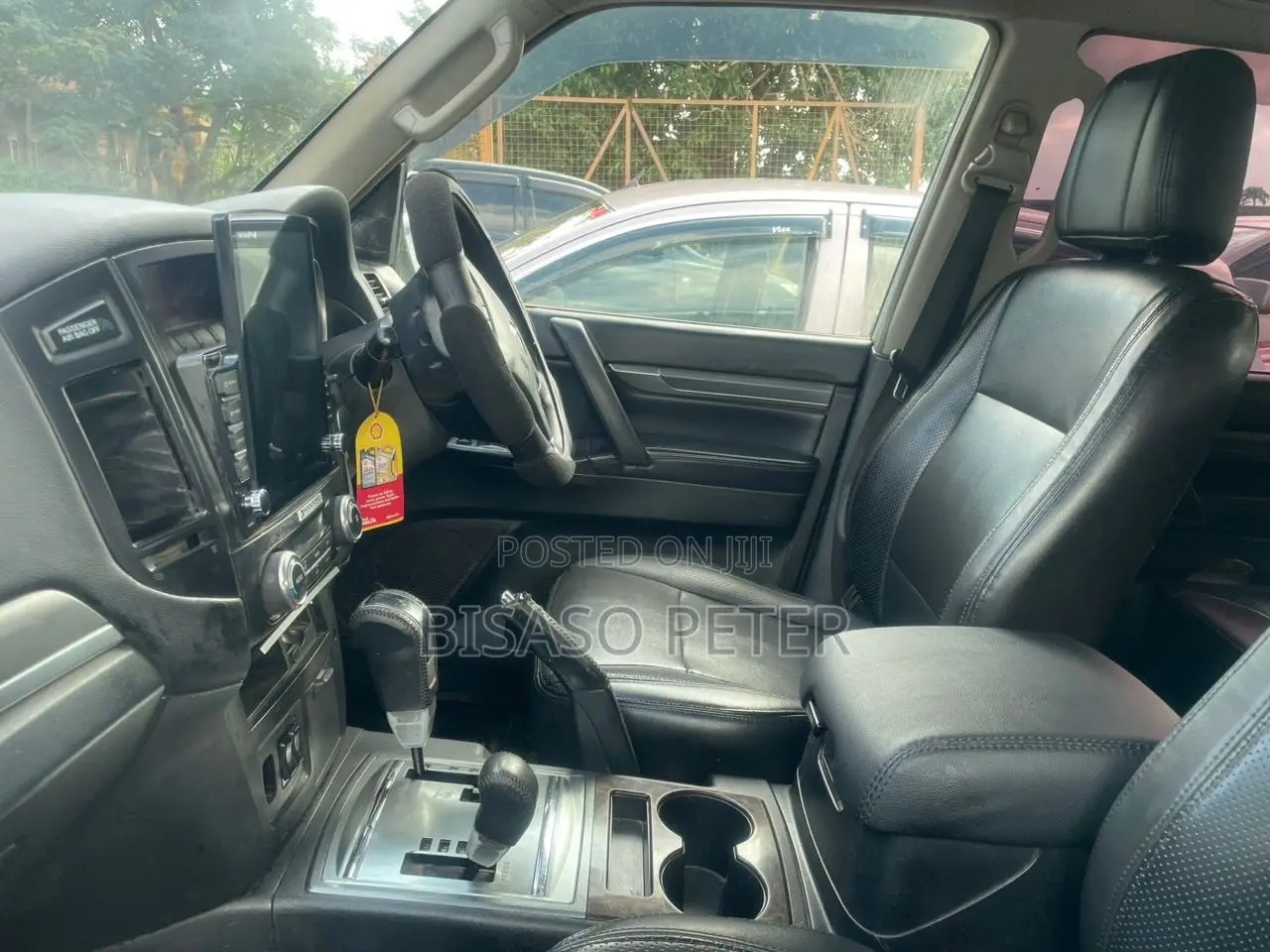 Mitsubishi Pajero 3.2 Di-Dc GLS 2012 Silver