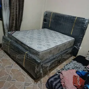 Achieve Gray and Gold 5by 6 Bed