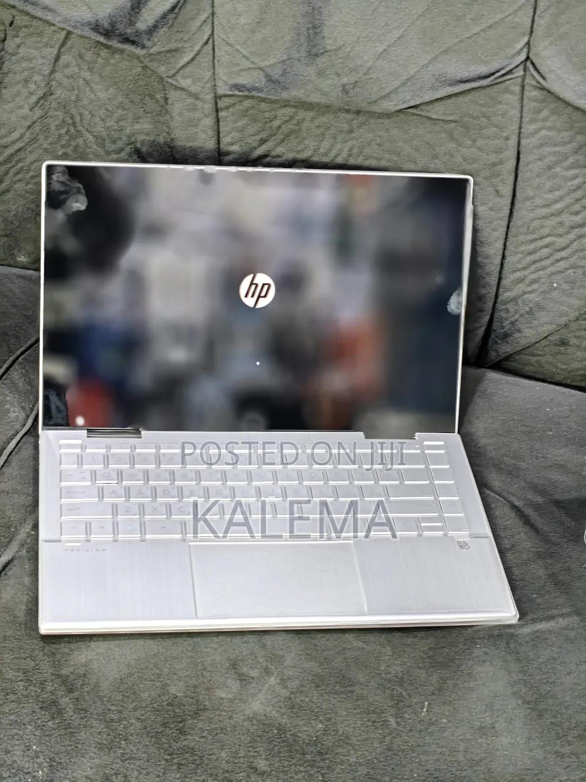 Laptop HP Pavilion x360 4GB Intel Core i3 SSD 256GB