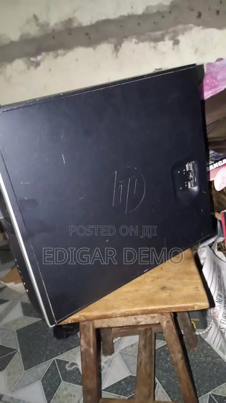 Desktop Computer HP 12GB AMD A8 HDD 500GB