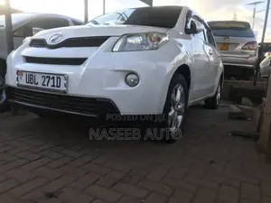 Toyota IST 2008 White