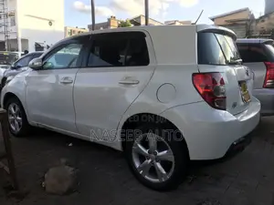Toyota IST 2008 White