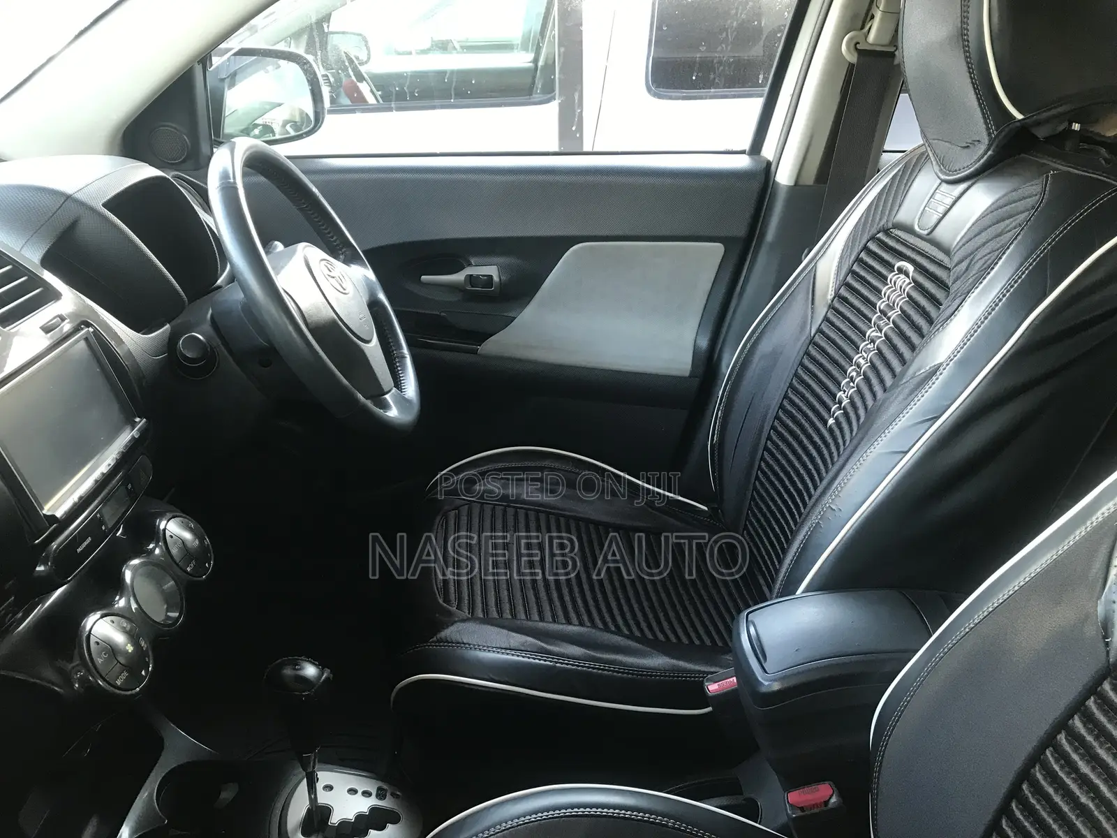 Toyota IST 2008 White