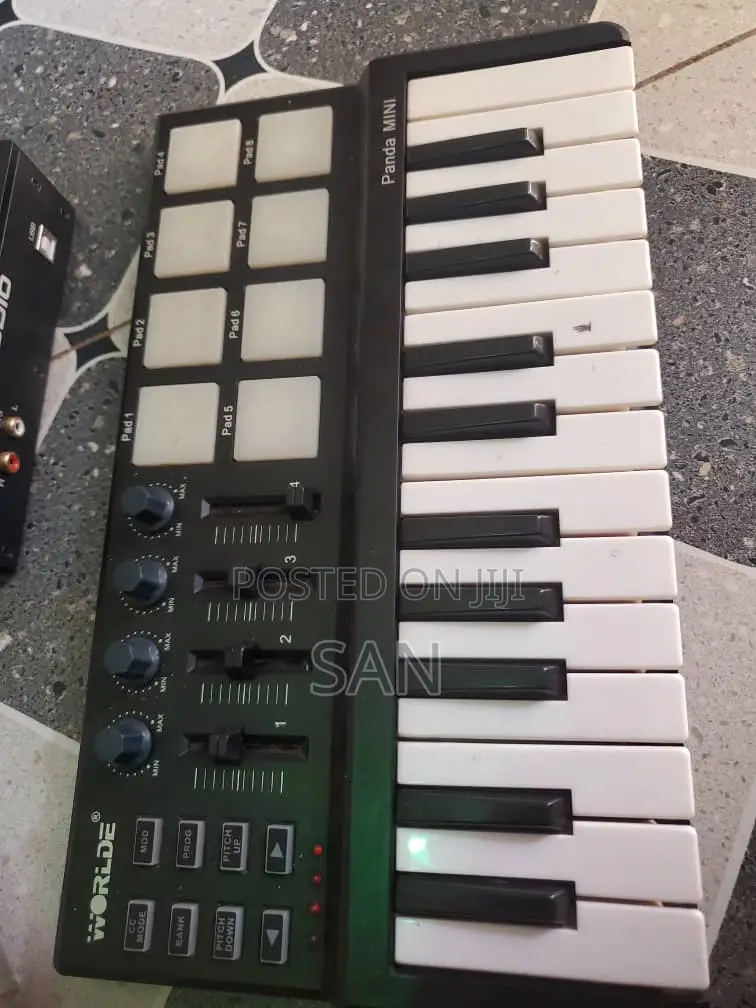 3 Music Gears , Midi Piano 25keys , Condenser Microphone And Soundcard