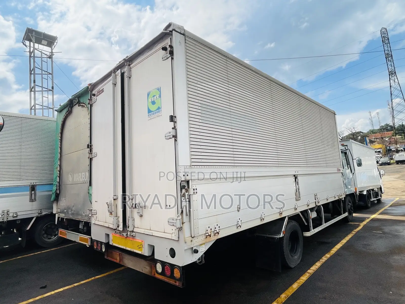 Fuso Ordinary Box Body Long Chassis
