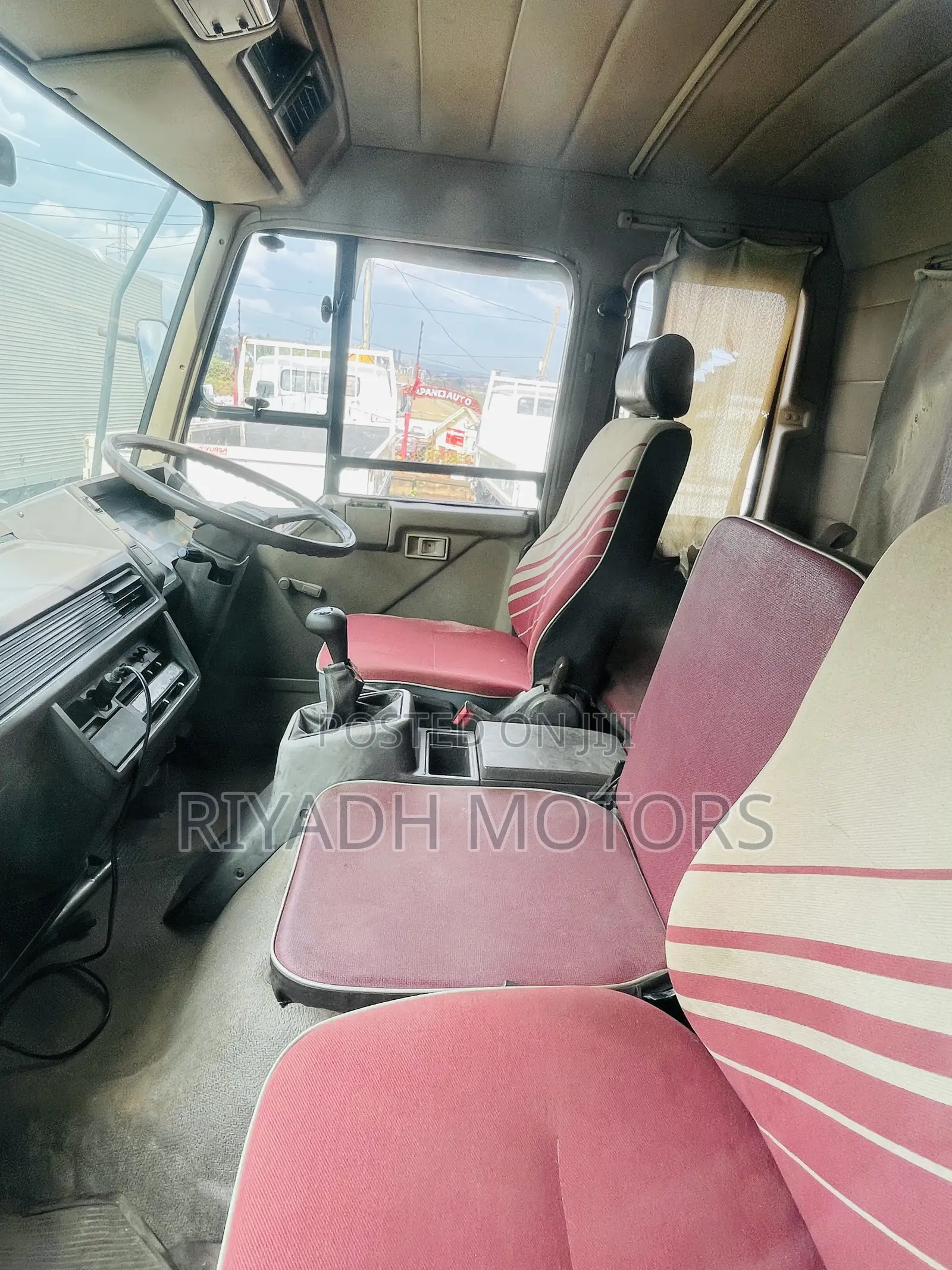 Fuso Ordinary Box Body Long Chassis