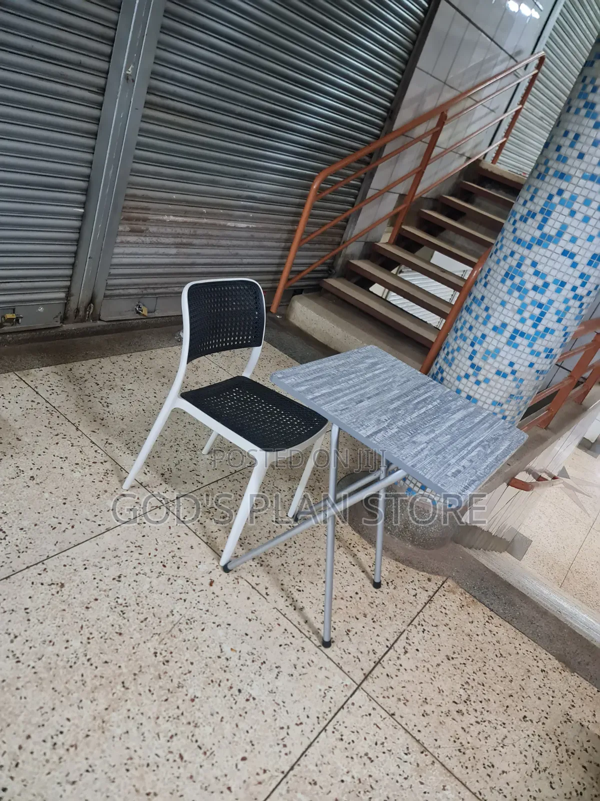 X_shaped Legs Foldable Reading Table and Chair Reading Table and Chair