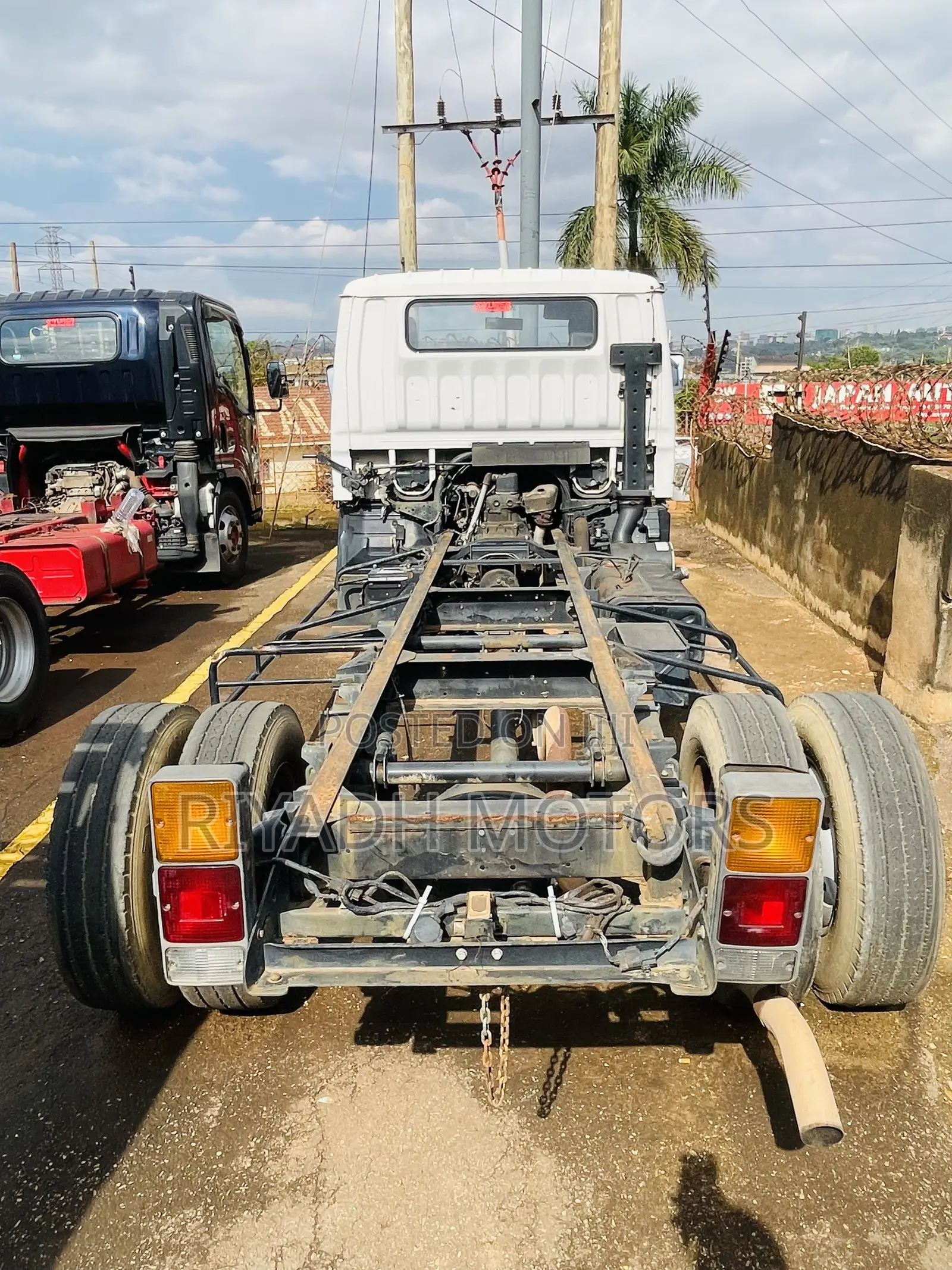 Canter Chassis 4d33 Engine