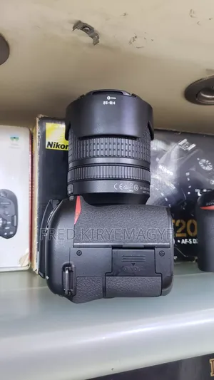 Nikon D7500